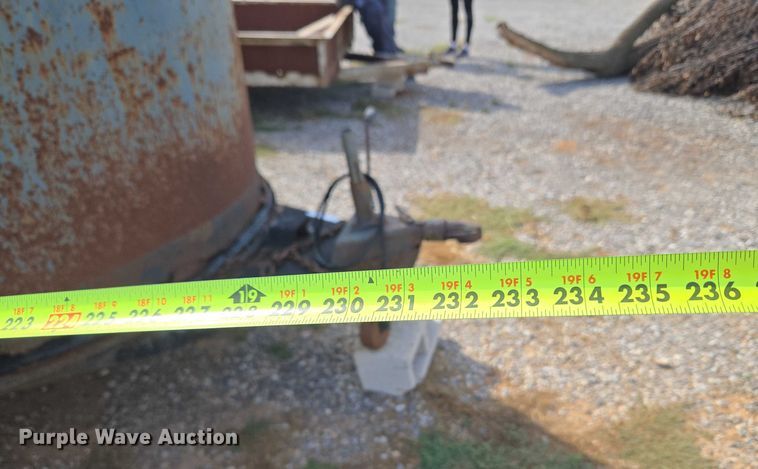 image for item EU3815 1993 W-W Trailer Manufacturers livestock trailer