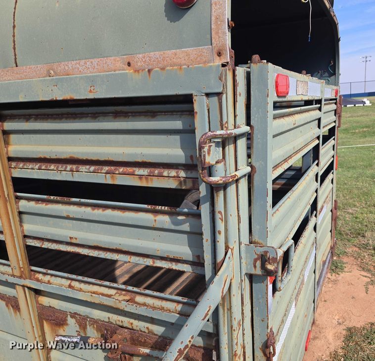 image for item EU3815 1993 W-W Trailer Manufacturers livestock trailer