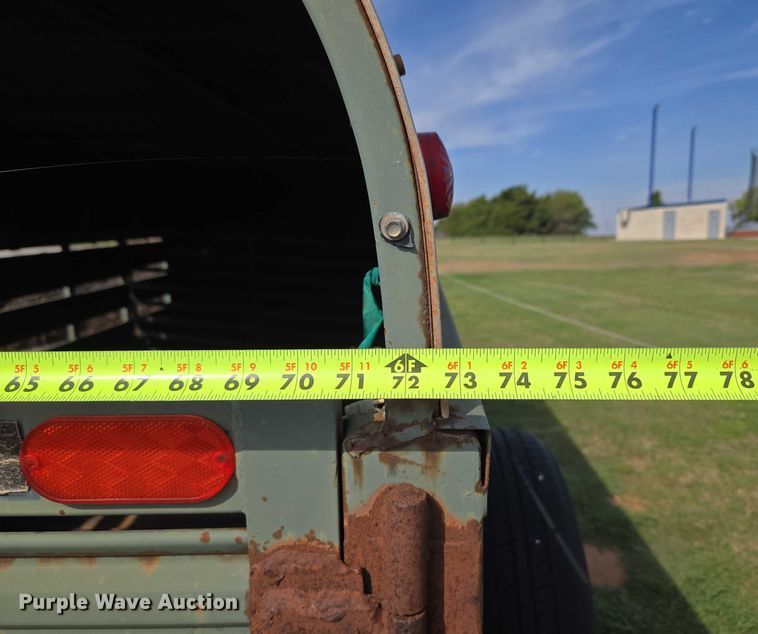 image for item EU3815 1993 W-W Trailer Manufacturers livestock trailer