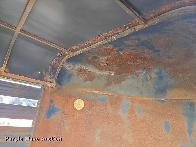 image for item EU3815 1993 W-W Trailer Manufacturers livestock trailer