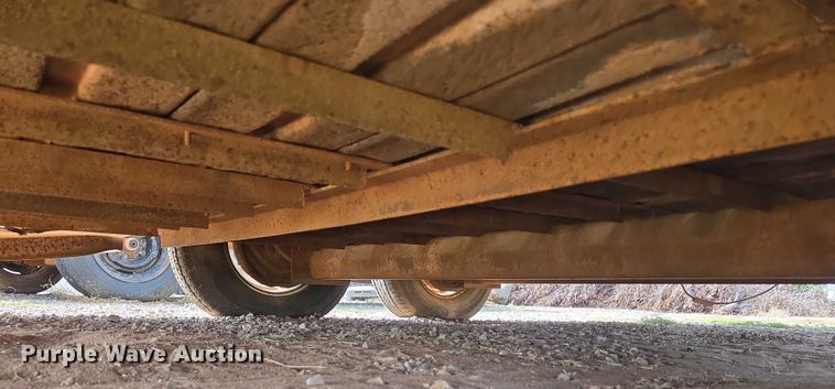 image for item EU3815 1993 W-W Trailer Manufacturers livestock trailer