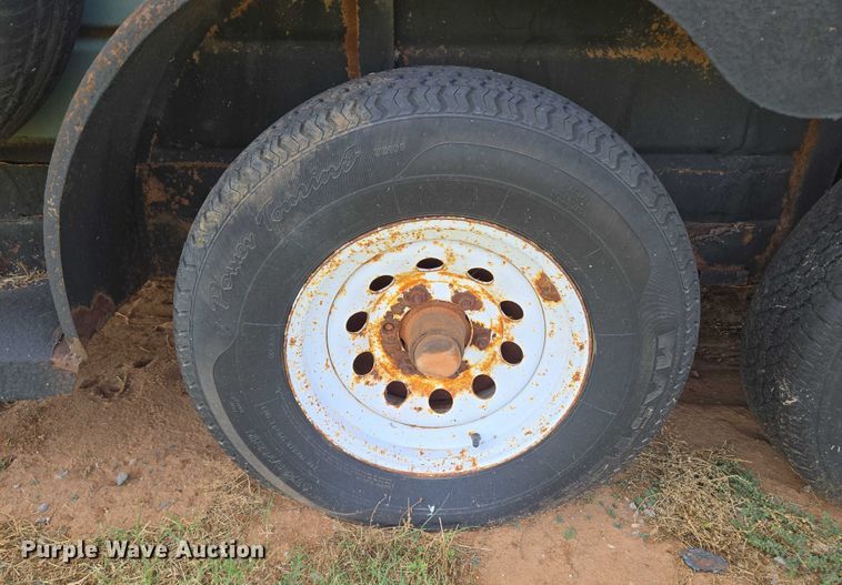 image for item EU3815 1993 W-W Trailer Manufacturers livestock trailer