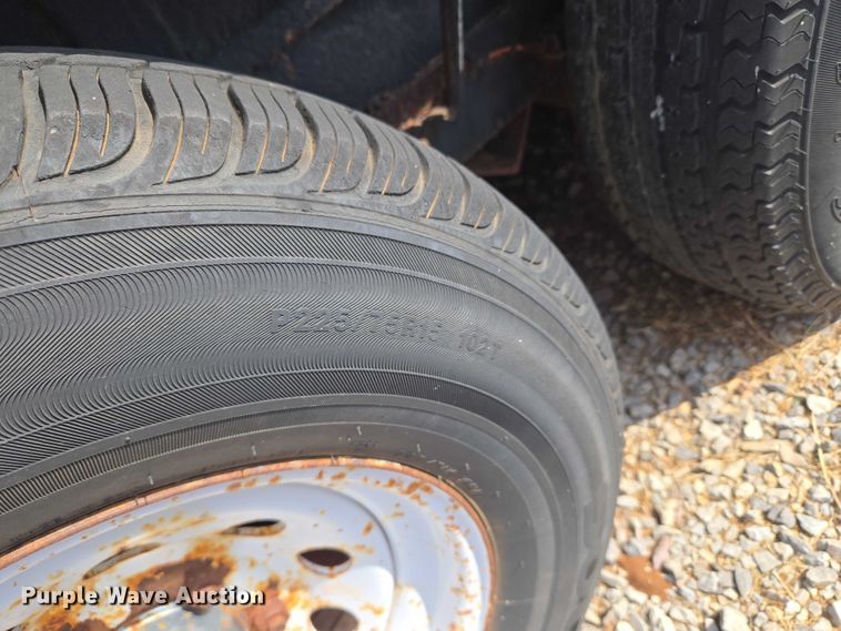 image for item EU3815 1993 W-W Trailer Manufacturers livestock trailer