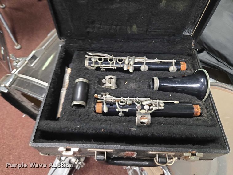 image for item EU3821 Music equipment