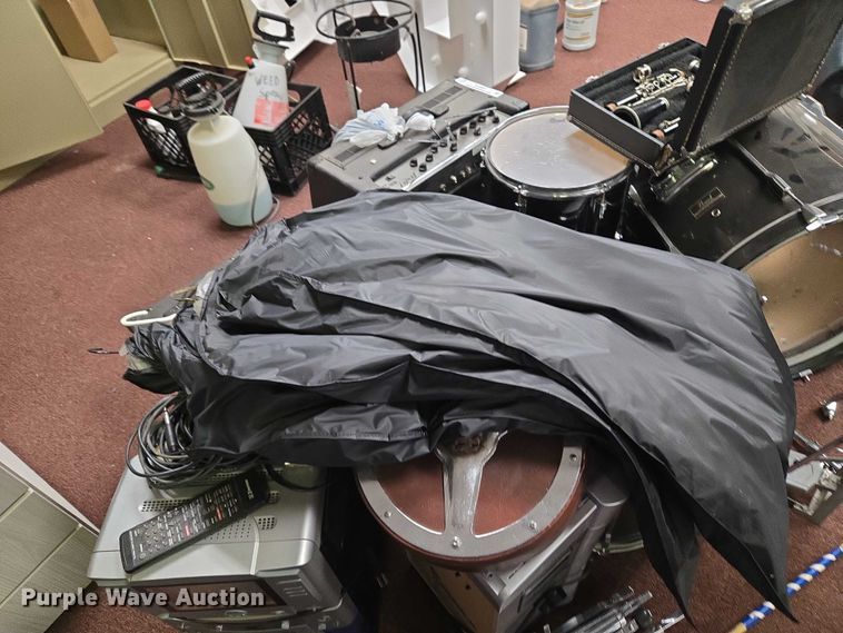 image for item EU3821 Music equipment