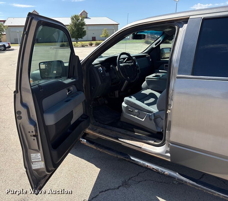 image for item EU4682 2011 Ford F150 SuperCrew pickup truck