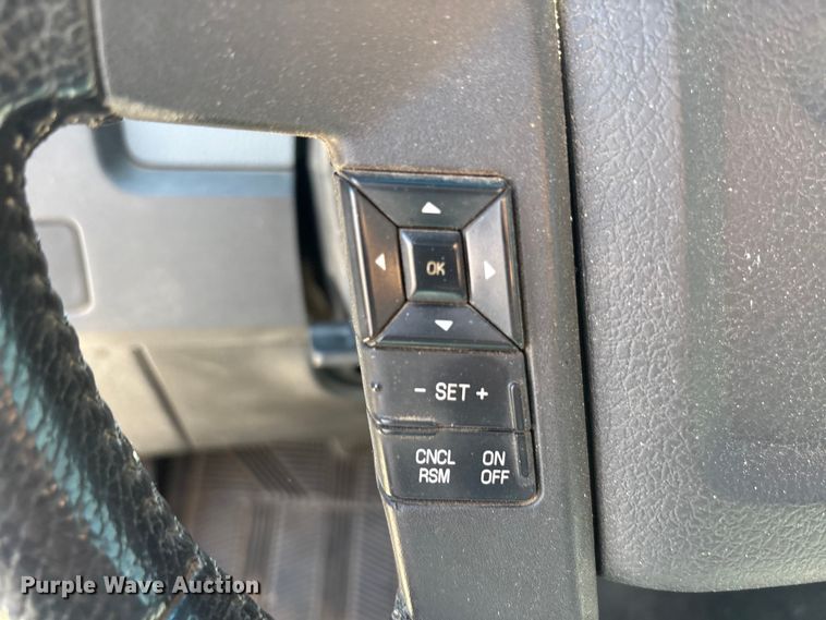 image for item EU4682 2011 Ford F150 SuperCrew pickup truck