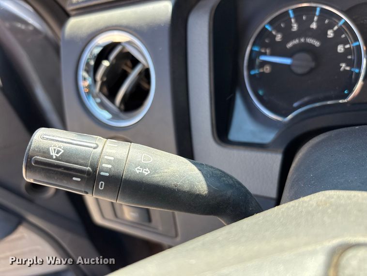 image for item EU4682 2011 Ford F150 SuperCrew pickup truck