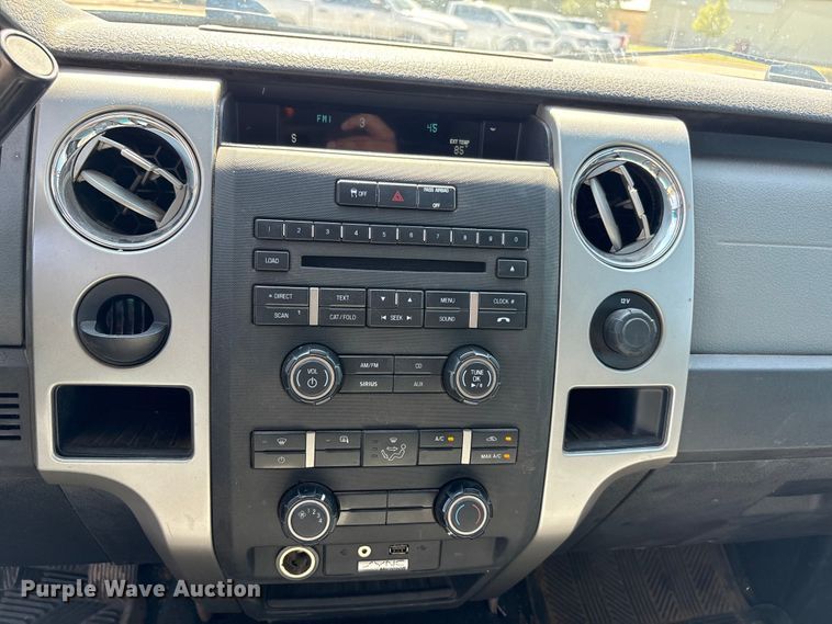 image for item EU4682 2011 Ford F150 SuperCrew pickup truck