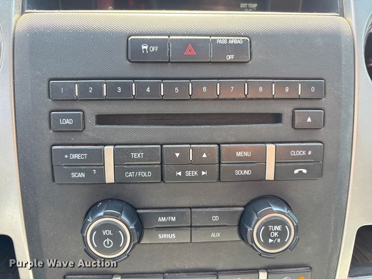 image for item EU4682 2011 Ford F150 SuperCrew pickup truck