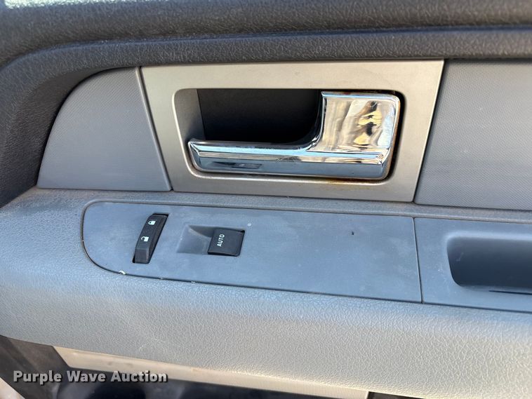 image for item EU4682 2011 Ford F150 SuperCrew pickup truck