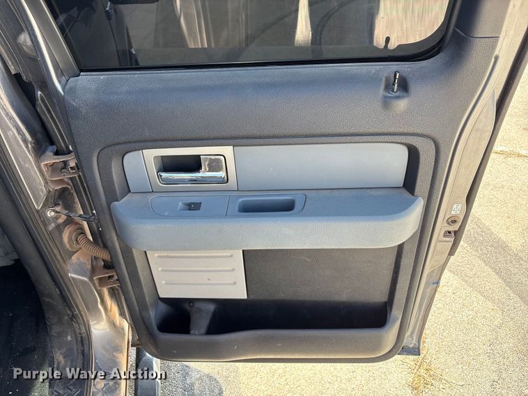 image for item EU4682 2011 Ford F150 SuperCrew pickup truck