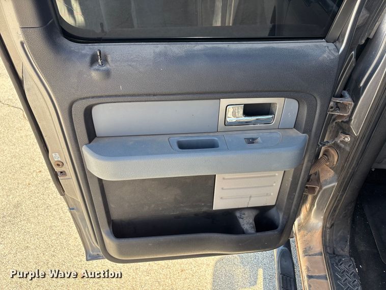 image for item EU4682 2011 Ford F150 SuperCrew pickup truck