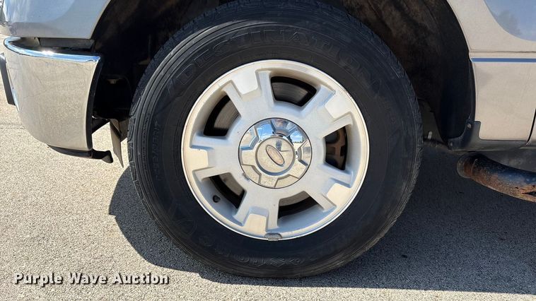 image for item EU4682 2011 Ford F150 SuperCrew pickup truck