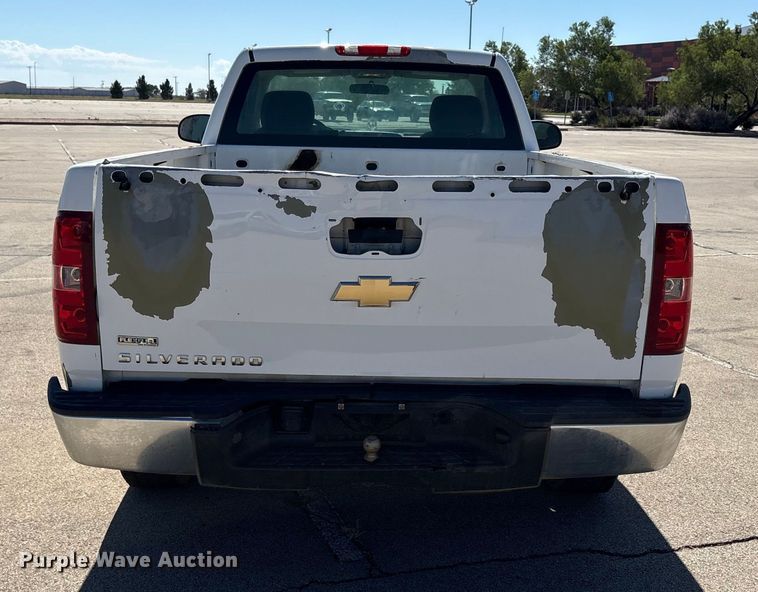 image for item EU4683 2011 Chevrolet Silverado 1500 pickup truck