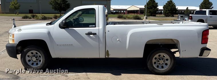 image for item EU4683 2011 Chevrolet Silverado 1500 pickup truck