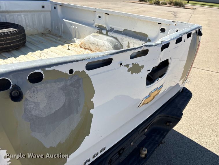 image for item EU4683 2011 Chevrolet Silverado 1500 pickup truck