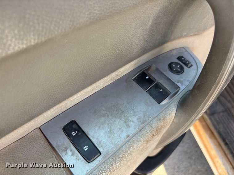 image for item EU4683 2011 Chevrolet Silverado 1500 pickup truck