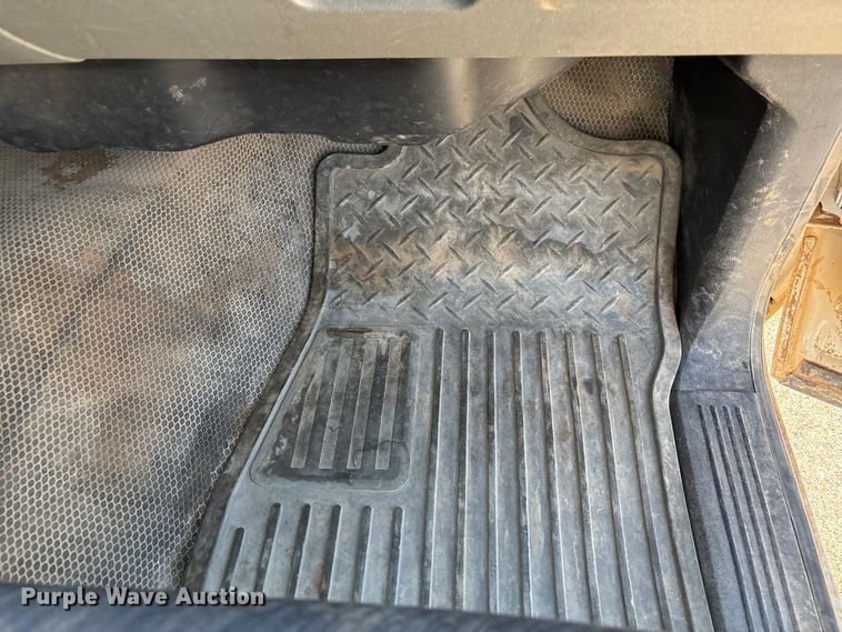 image for item EU4683 2011 Chevrolet Silverado 1500 pickup truck