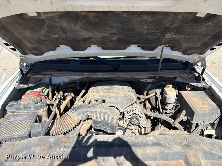 image for item EU4683 2011 Chevrolet Silverado 1500 pickup truck