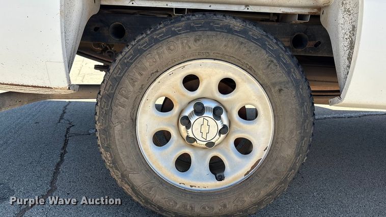 image for item EU4683 2011 Chevrolet Silverado 1500 pickup truck