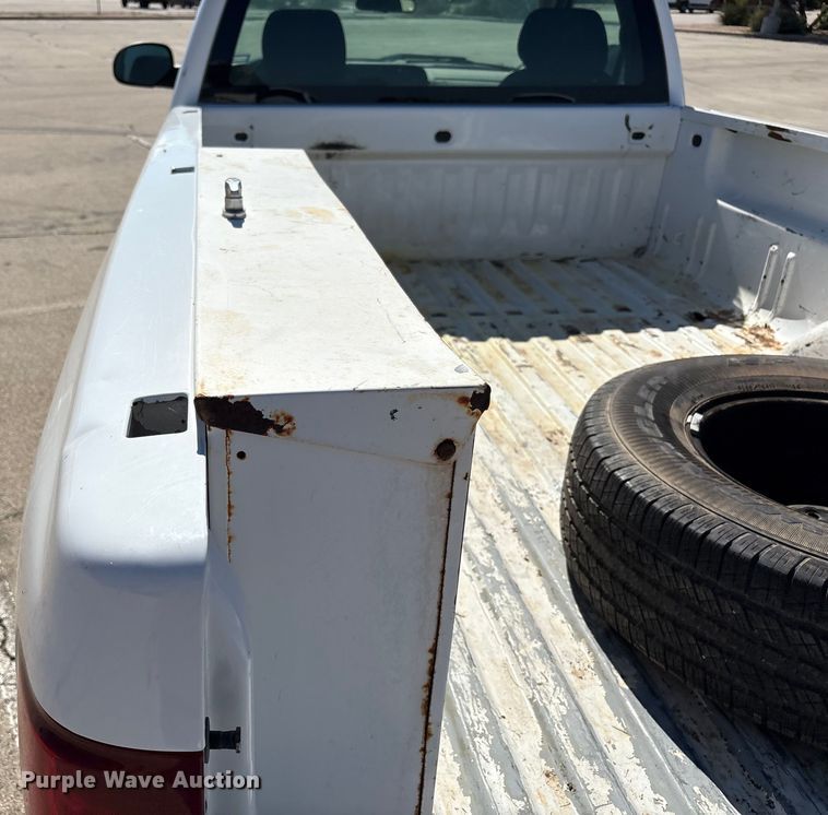 image for item EU4684 2011 Chevrolet Silverado 1500 pickup truck