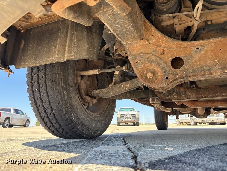 image for item EU4684 2011 Chevrolet Silverado 1500 pickup truck