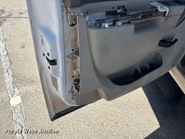 image for item EU4684 2011 Chevrolet Silverado 1500 pickup truck