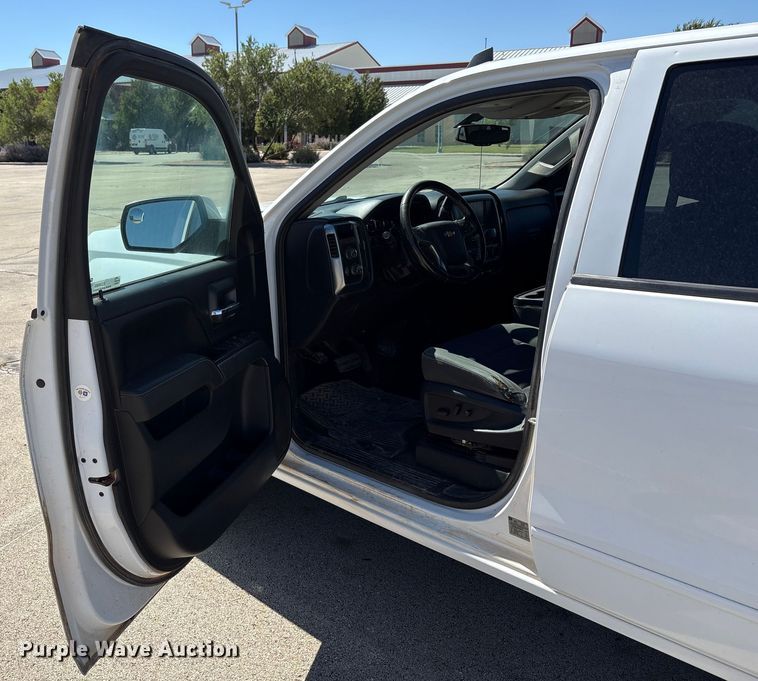 image for item EU4685 2015 Chevrolet Silverado 1500 Double Cab pickup truck