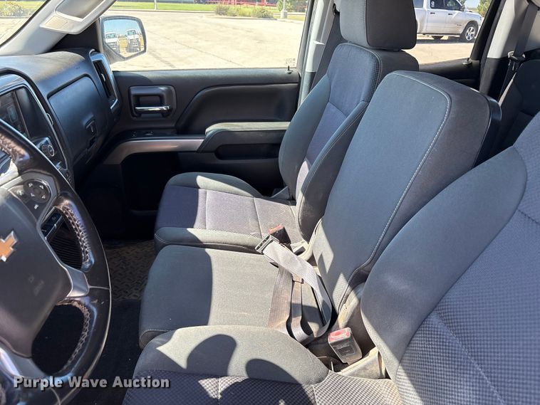 image for item EU4685 2015 Chevrolet Silverado 1500 Double Cab pickup truck