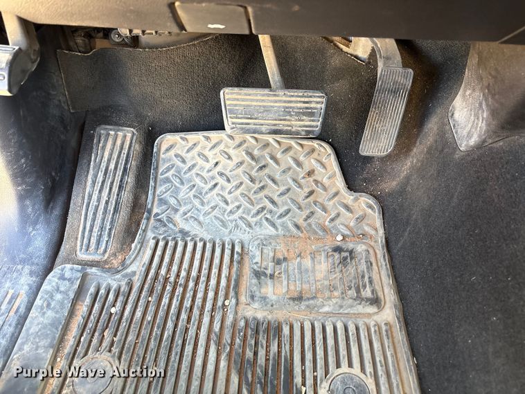 image for item EU4685 2015 Chevrolet Silverado 1500 Double Cab pickup truck