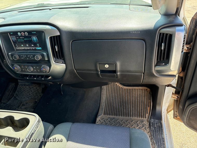 image for item EU4685 2015 Chevrolet Silverado 1500 Double Cab pickup truck