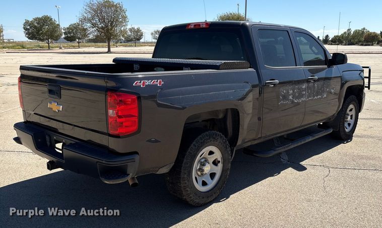 image for item EU4688 2015 Chevrolet Silverado 1500 Crew Cab pickup truck