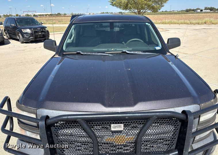 image for item EU4688 2015 Chevrolet Silverado 1500 Crew Cab pickup truck