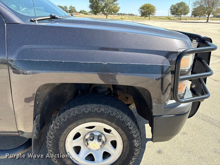 image for item EU4688 2015 Chevrolet Silverado 1500 Crew Cab pickup truck