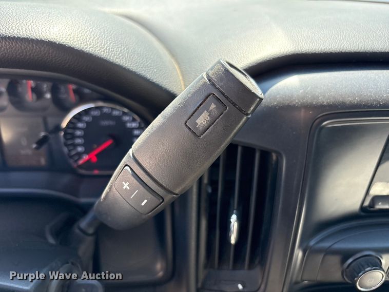 image for item EU4688 2015 Chevrolet Silverado 1500 Crew Cab pickup truck