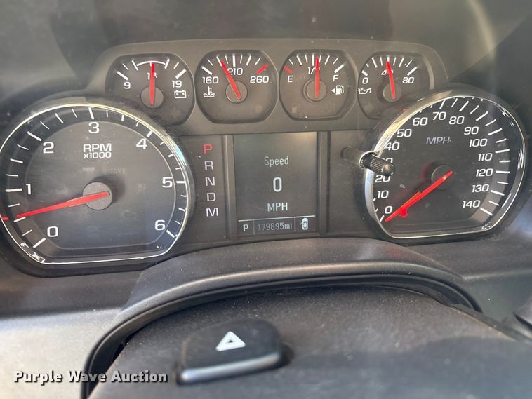 image for item EU4688 2015 Chevrolet Silverado 1500 Crew Cab pickup truck