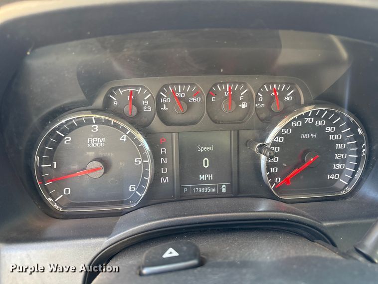 image for item EU4688 2015 Chevrolet Silverado 1500 Crew Cab pickup truck