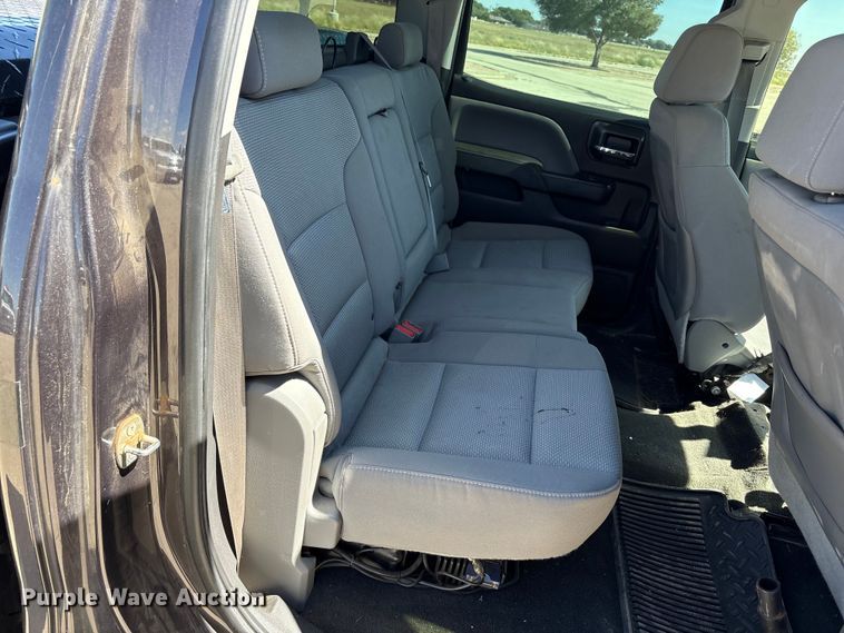 image for item EU4688 2015 Chevrolet Silverado 1500 Crew Cab pickup truck