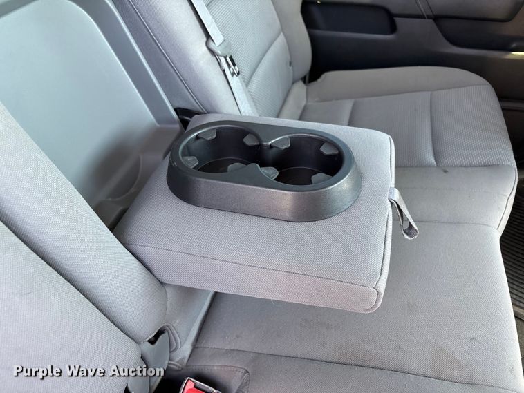 image for item EU4688 2015 Chevrolet Silverado 1500 Crew Cab pickup truck