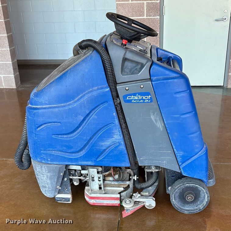 image for item EU4692 Chariot iScrub 24 floor scrubber