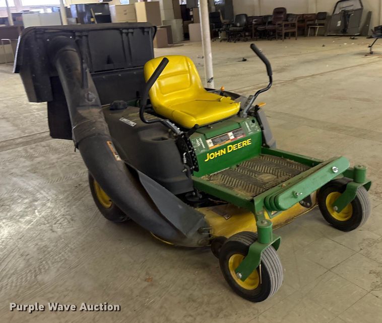 image for item EU4694 2011 John Deere EZtrak ZTR lawn mower