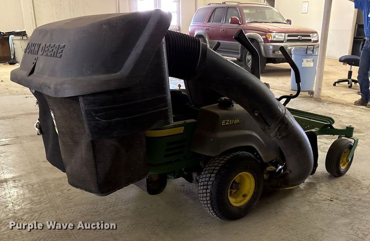 image for item EU4694 2011 John Deere EZtrak ZTR lawn mower
