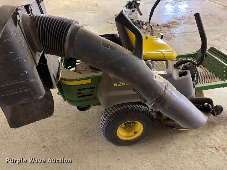 image for item EU4694 2011 John Deere EZtrak ZTR lawn mower