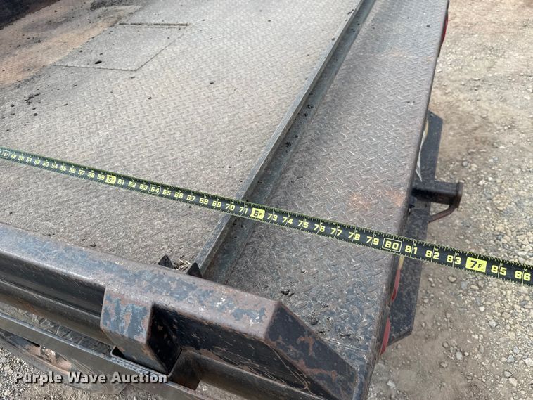 image for item EU5019 2002 Dodge Ram 1500 Quad Cab flatbed pickup truck