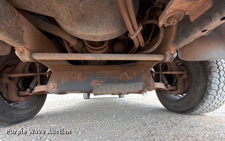 image for item EU5019 2002 Dodge Ram 1500 Quad Cab flatbed pickup truck