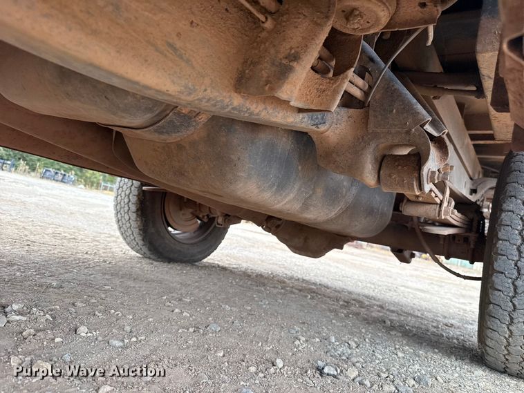 image for item EU5019 2002 Dodge Ram 1500 Quad Cab flatbed pickup truck