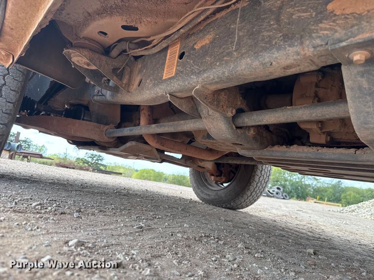 image for item EU5019 2002 Dodge Ram 1500 Quad Cab flatbed pickup truck