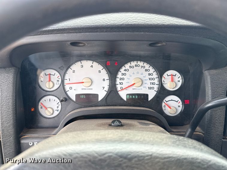 image for item EU5019 2002 Dodge Ram 1500 Quad Cab flatbed pickup truck