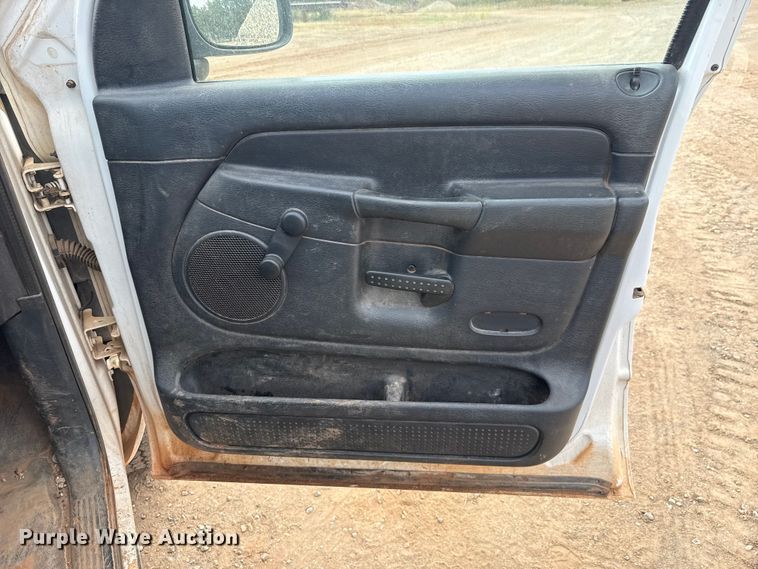 image for item EU5019 2002 Dodge Ram 1500 Quad Cab flatbed pickup truck